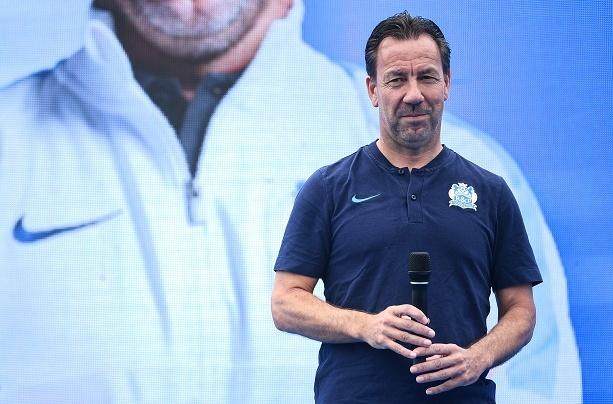 mk体育-范加斯特赞深足阵容强：会挑最有竞争力的阵容比赛